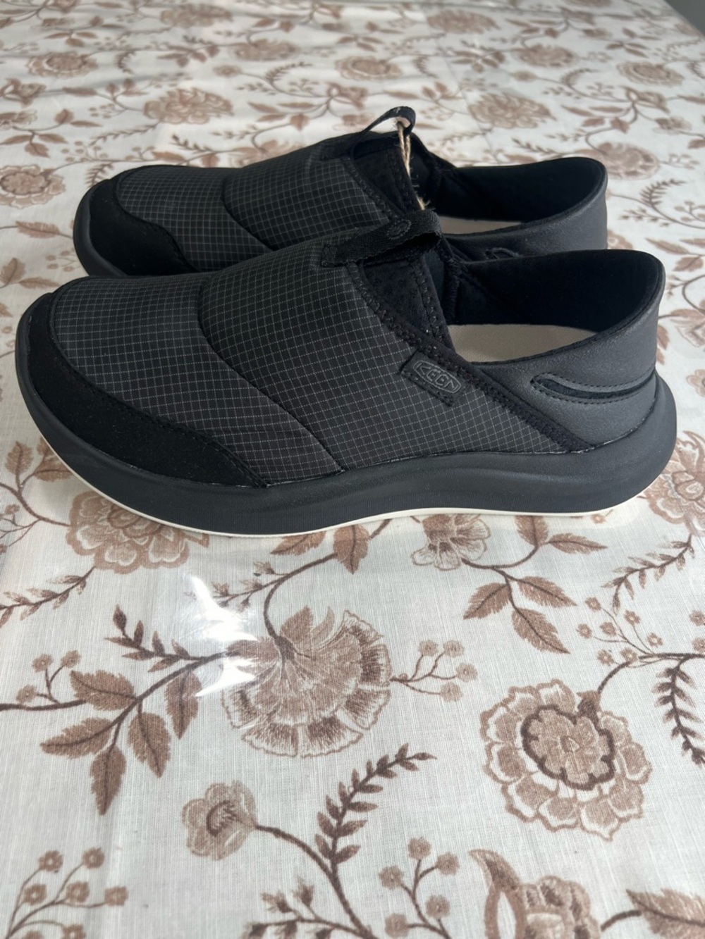Keen Black Quilted Slip-On Mule - Picture 12 of 13